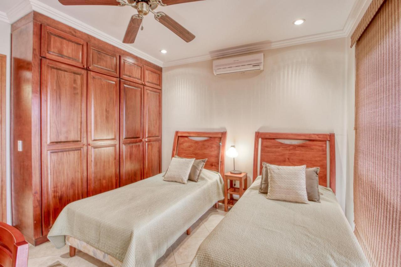 Oceanica 827 Apartment Плая Фламинго Екстериор снимка